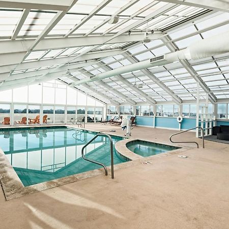 Ocean Sands Resort, Oceanfront, Virginia Beach By Vacatia エクステリア 写真