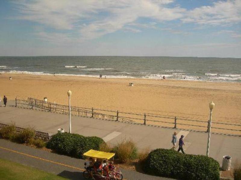 Ocean Sands Resort, Oceanfront, Virginia Beach By Vacatia エクステリア 写真